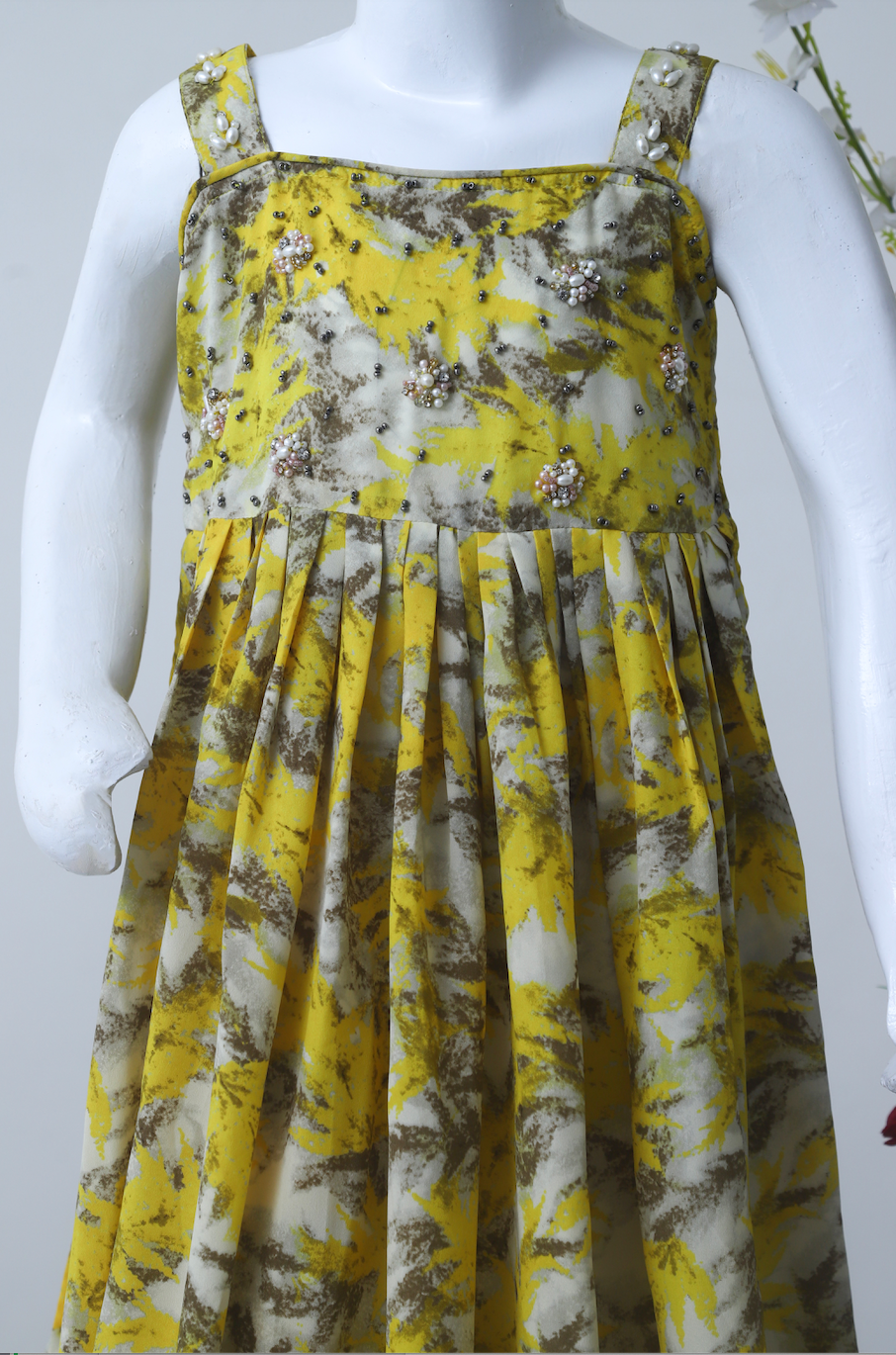 Girls Sleeveless Handmade Work Floral Dress