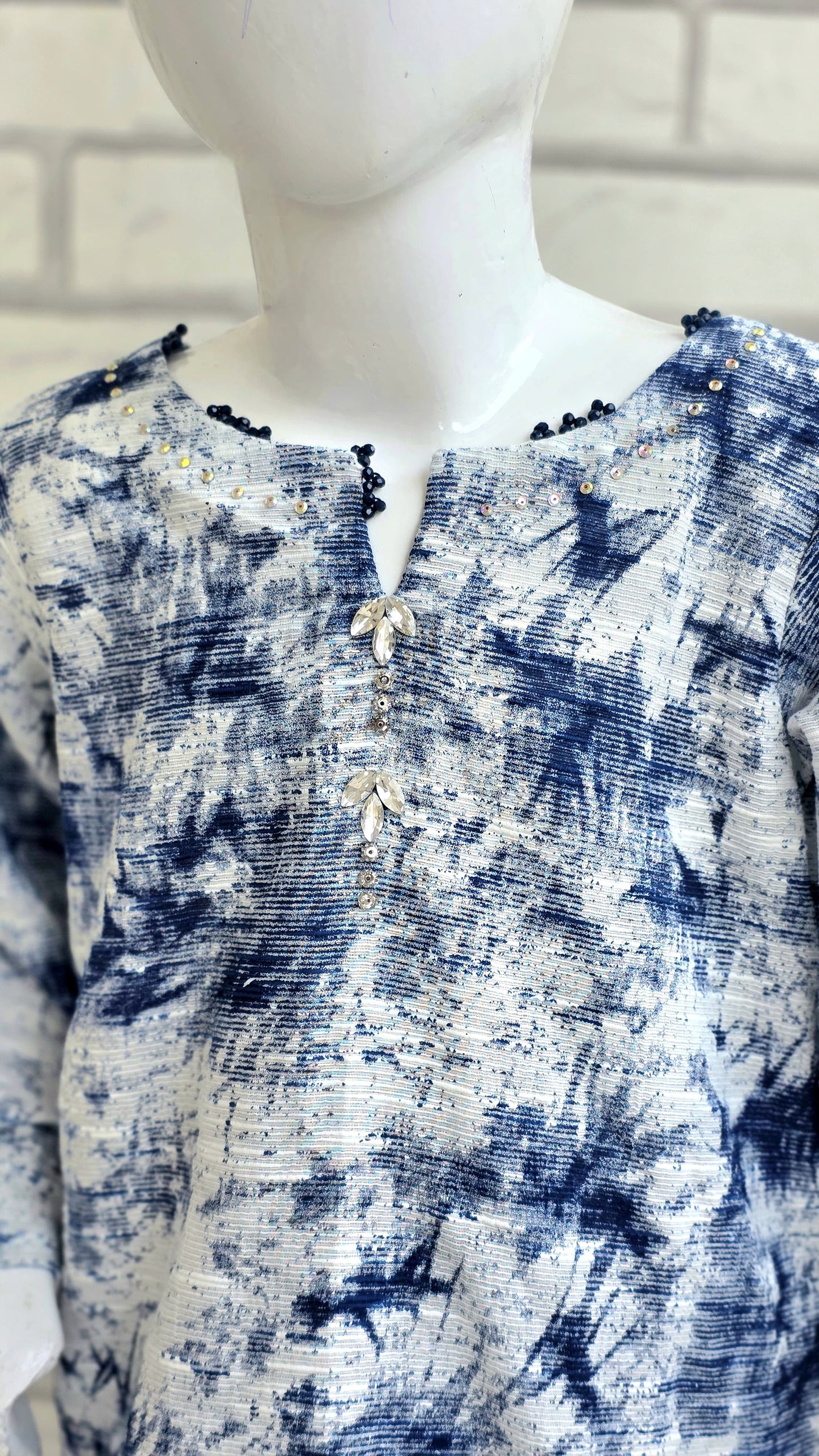 Girls Handmade Work Tie & Dye Kurta Set