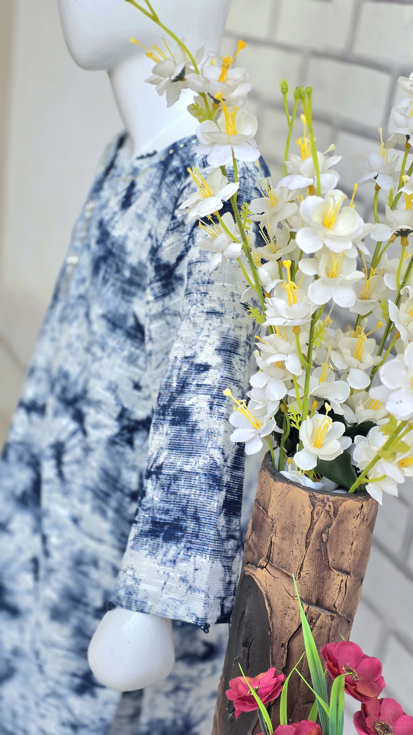 Girls Handmade Work Tie & Dye Kurta Set