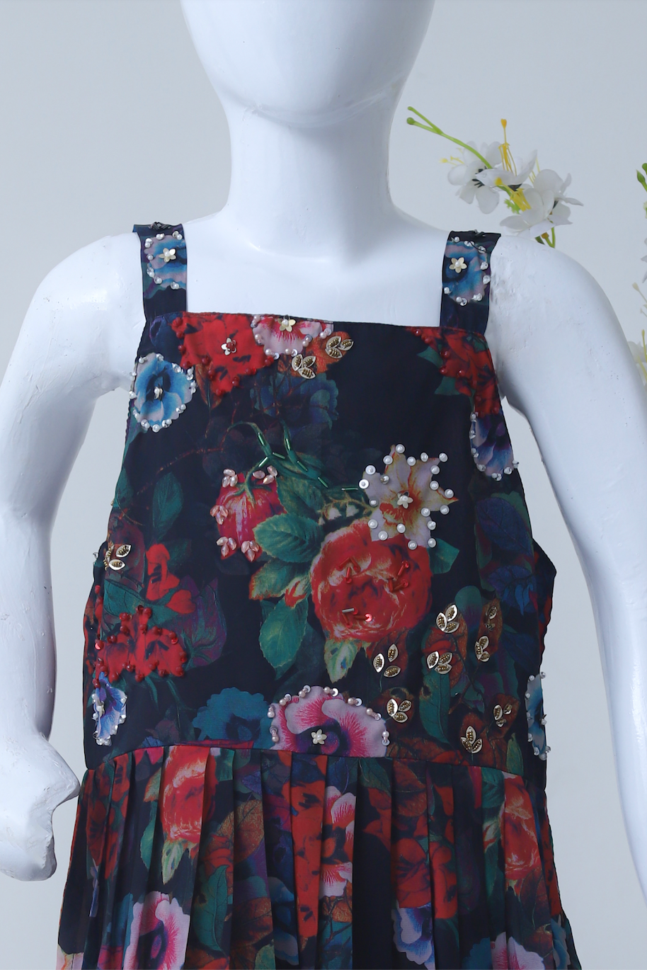 Handmade Work  Girls' Sleeveless Chimrish Dress